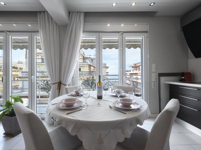 Horizon Apartment by Luxlikehome