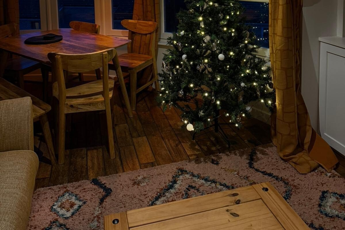 Rooftop Retreat gallery image 3