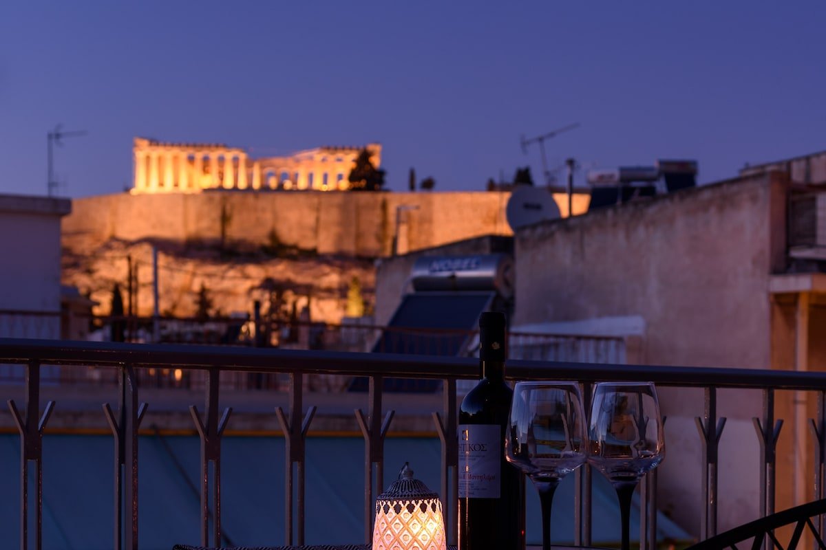 Acropolis View Penthouse gallery image 3