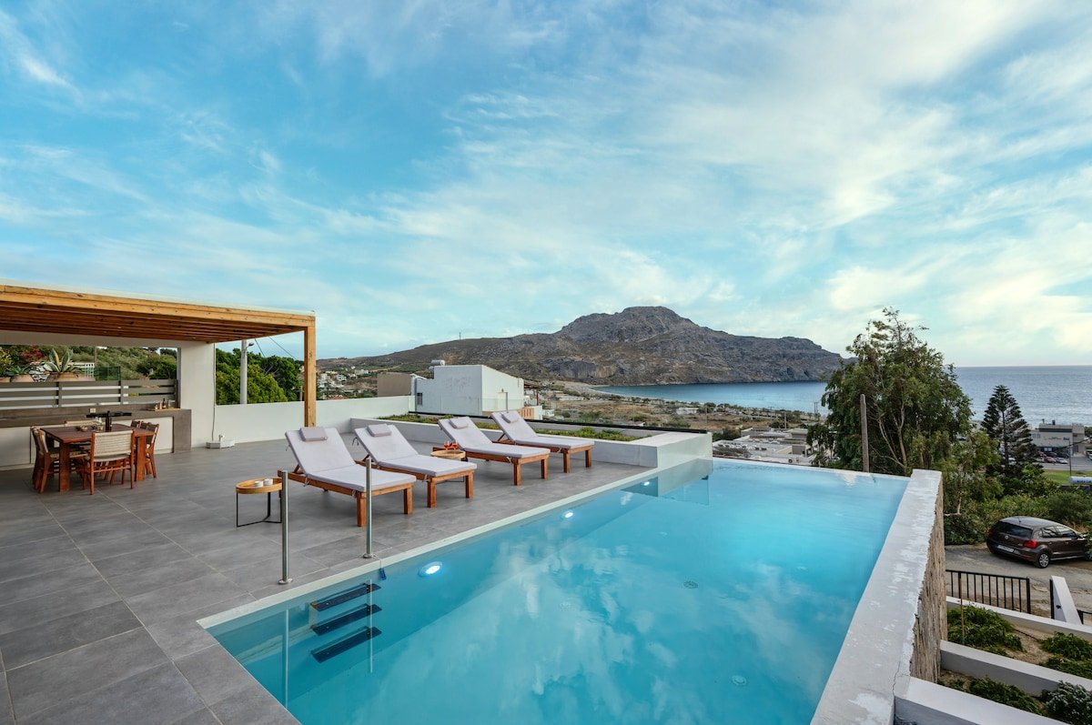 Villa Alina, Plakias w/ infinity pool & seaview gallery image 4