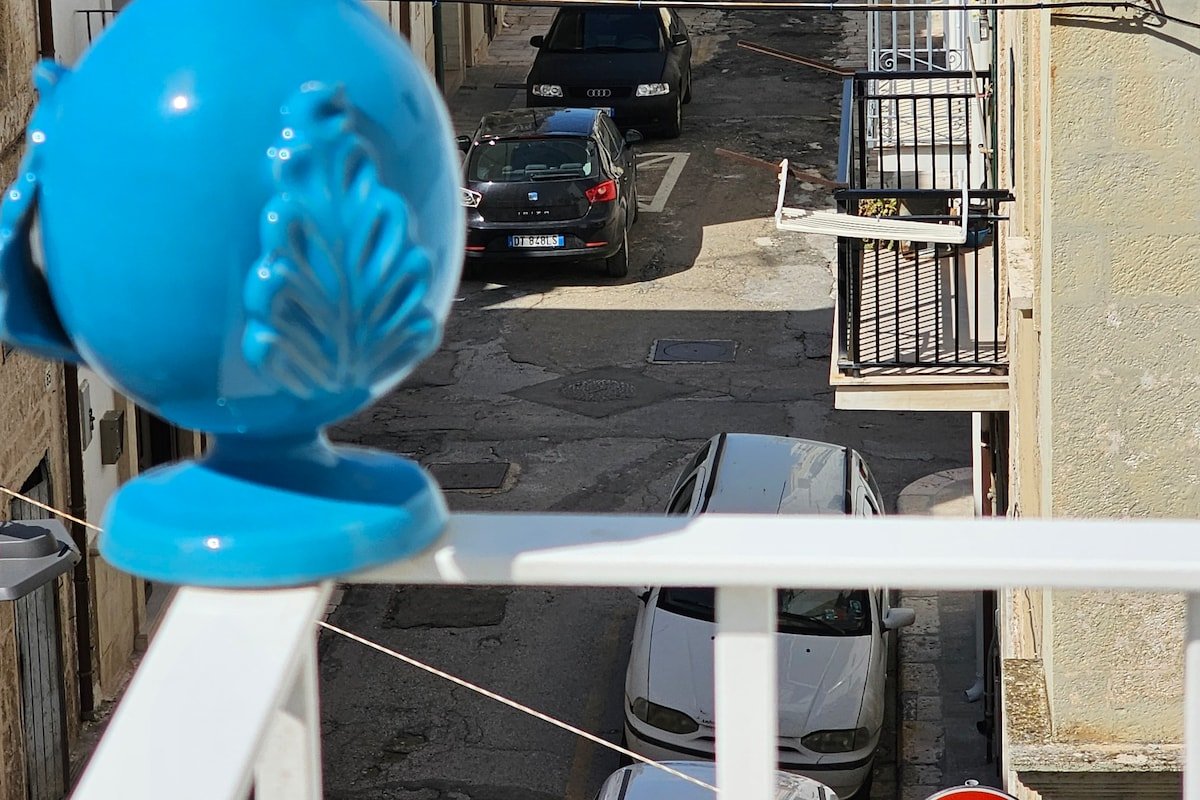 Il Gelso Blu, luxury sea view apartment gallery image 4