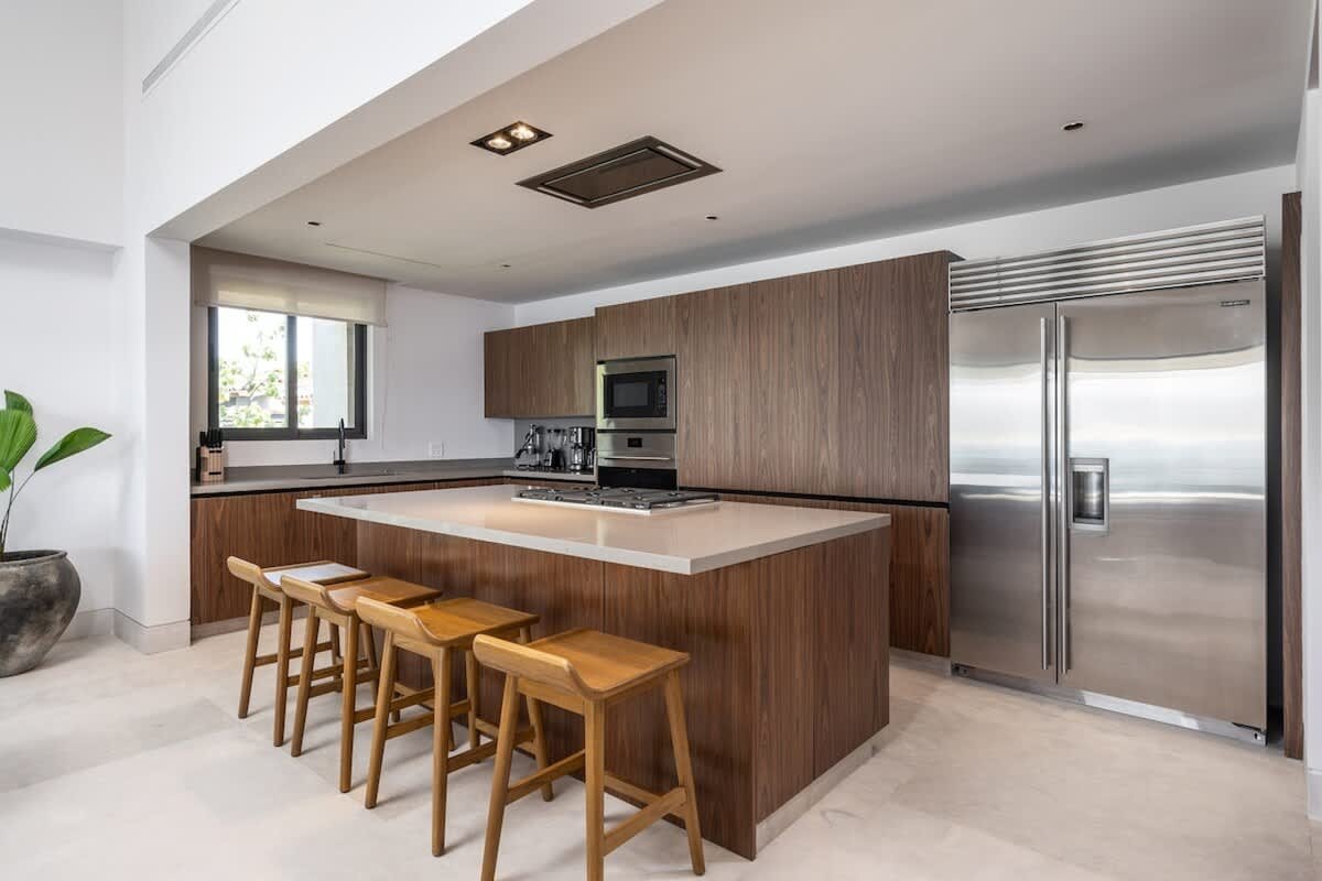 Outdoor Villa w/ Grill, Bar & Bay Views gallery image 2