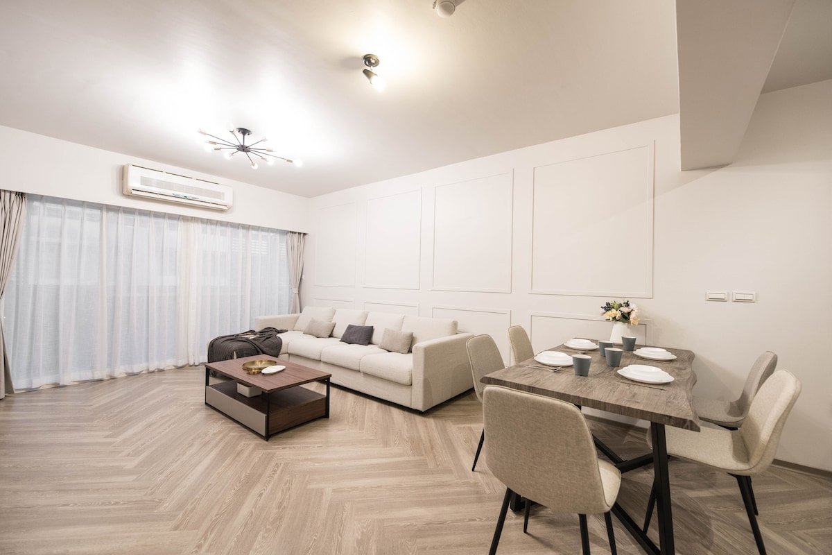 YJ【三房兩衛】一層兩戶/國父紀念館捷運步行3分/客廳採光/前後陽台/免追垃圾車/精品雙衛 gallery image 4