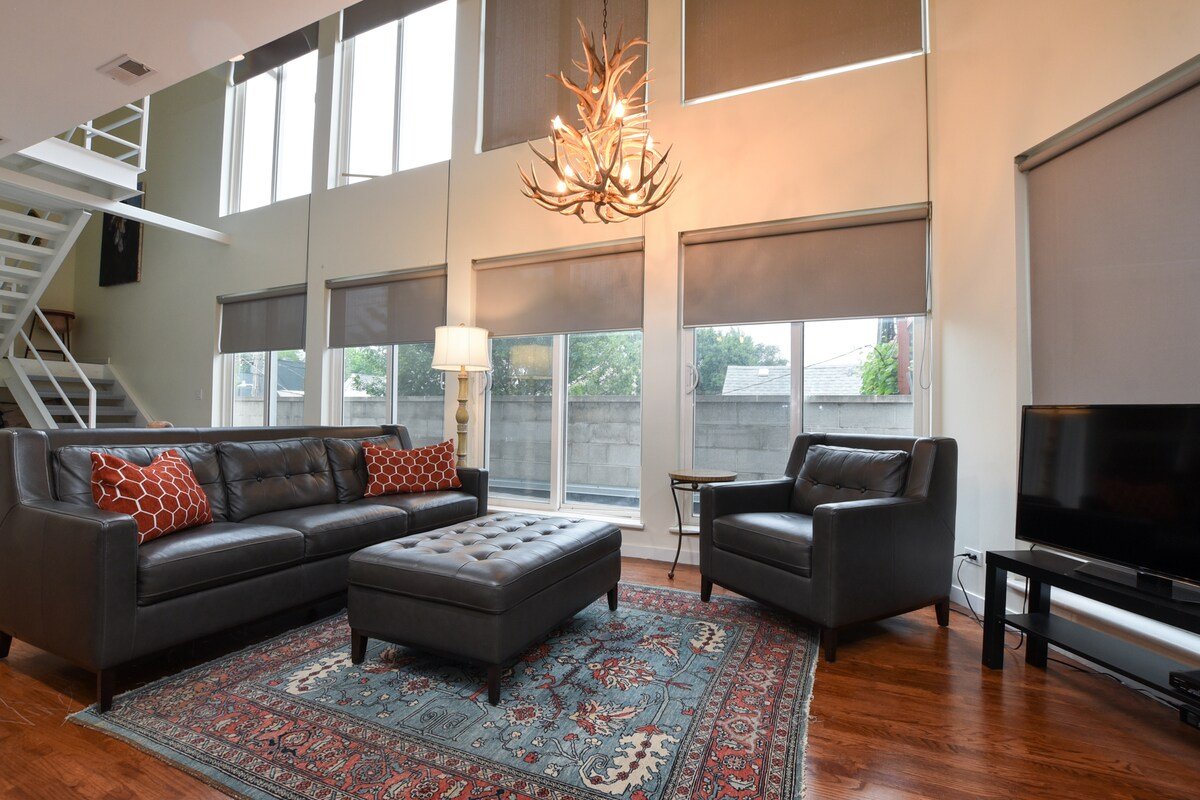 Amazing City Get Away. Perfect for Entertaining! gallery image 2