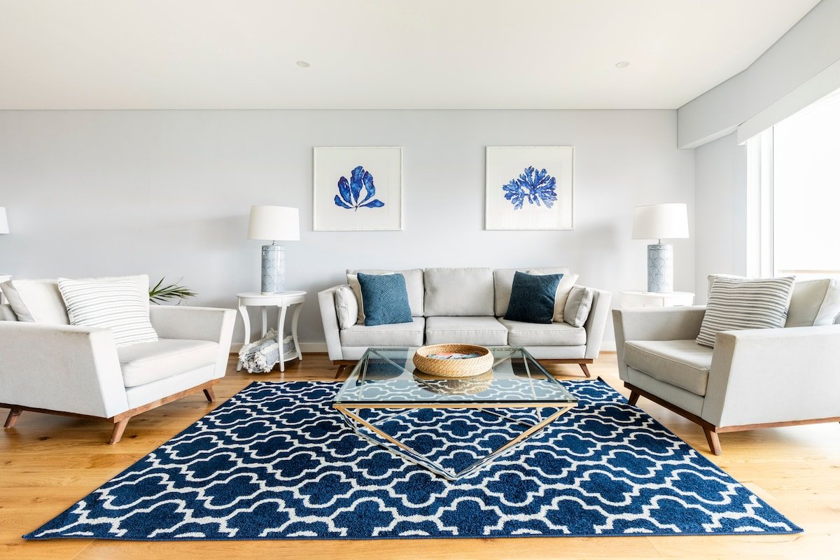 Apartment M603 – luxury beachfront, ocean views! gallery image 2