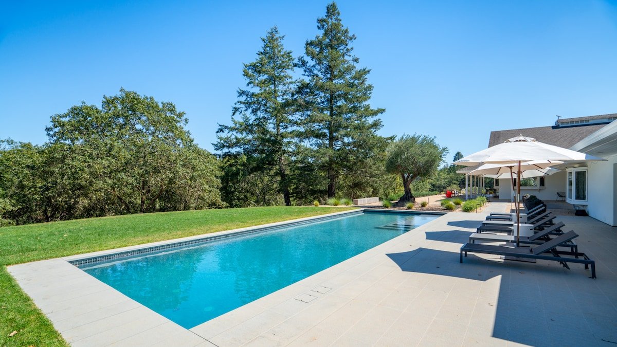 Honey Farm Retreat in Healdsburg