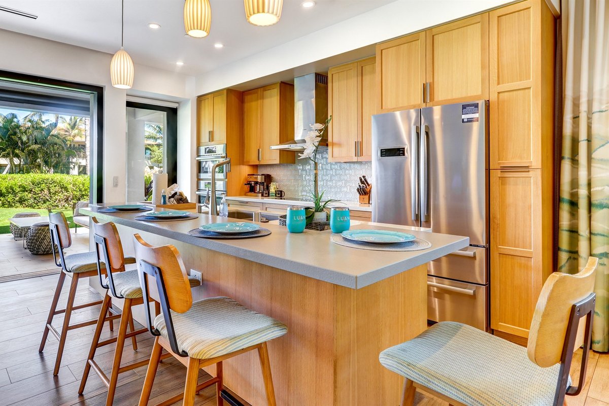 Luana 8B: Luxury Honua Kai Villa with BBQ & Garage