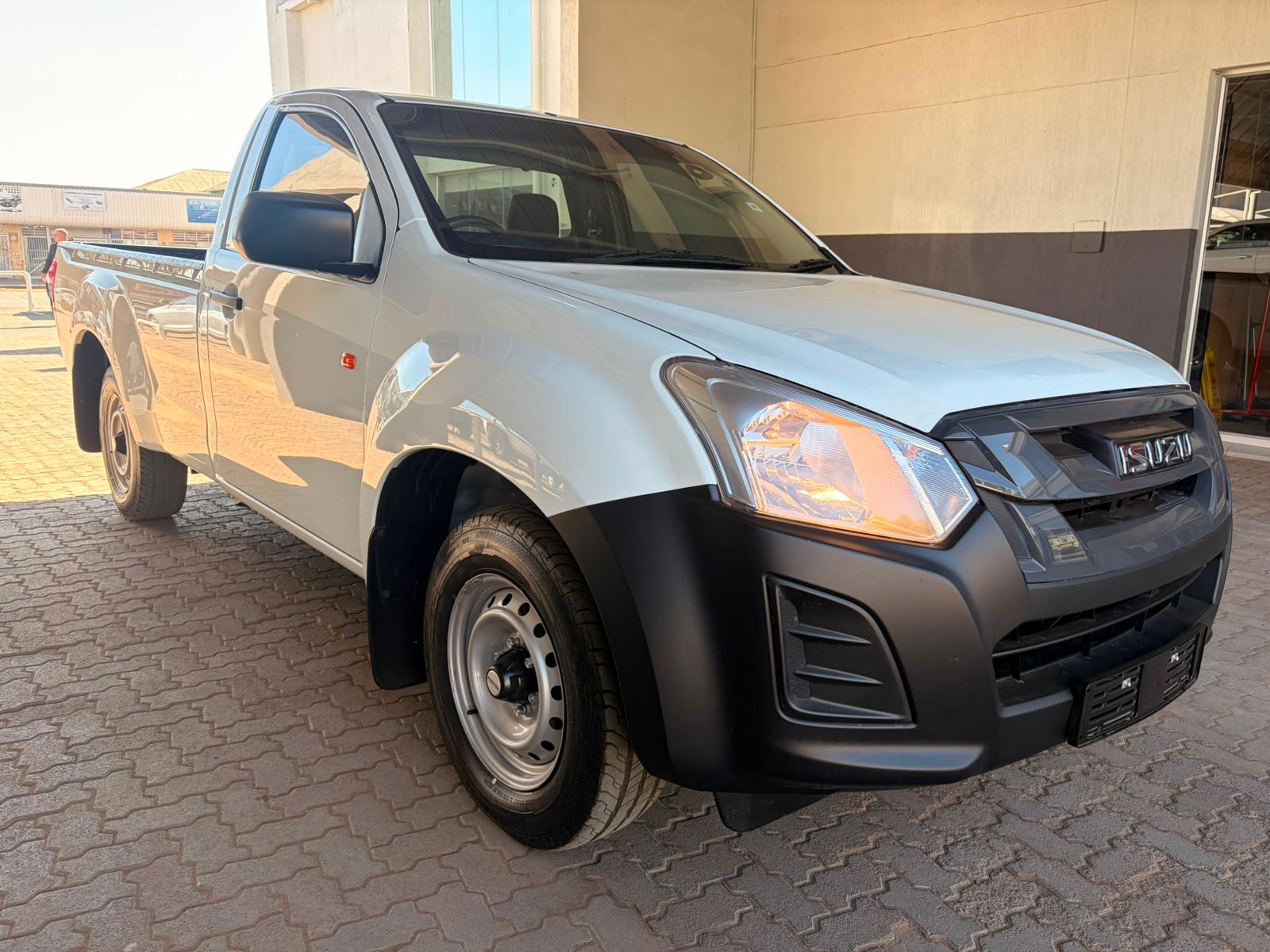 ISUZU D-MAX 250C  for Sale in South Africa