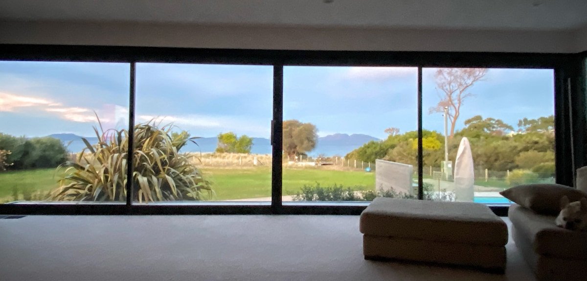 ‘SWANSEA’ at Swansea gallery image 3