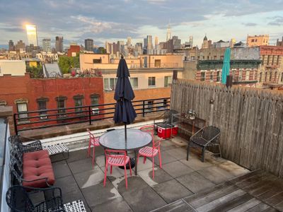 Artistic Penthouse with Deck + Piano