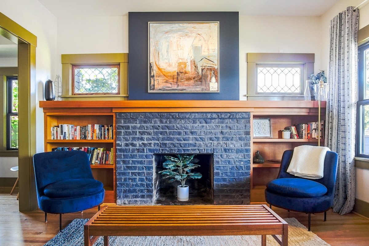 King Beds! Portland Theme, Unique Luxury Craftsman gallery image 2