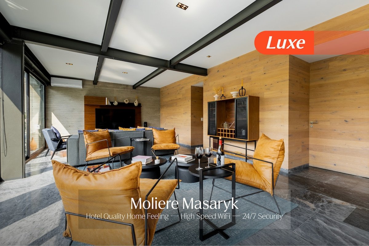 Capitalia | Luxe 3BR w/ balcony, Near to Masaryk