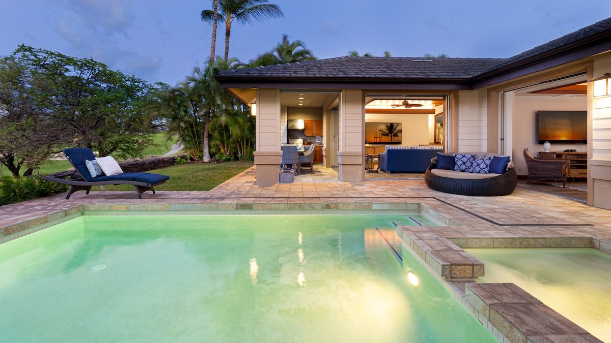 Golf Course Villa w/ Pool and Spa! gallery image 3