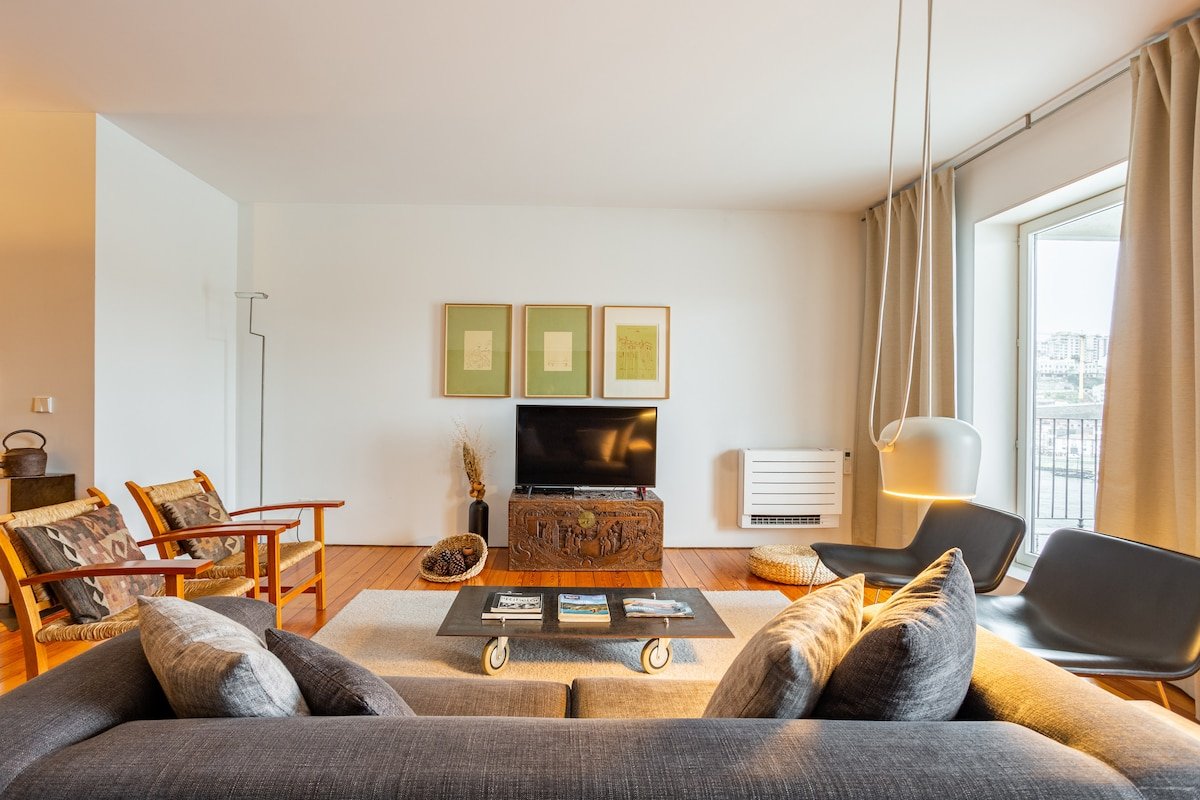 Apartreboleira. Terrace with a view gallery image 5