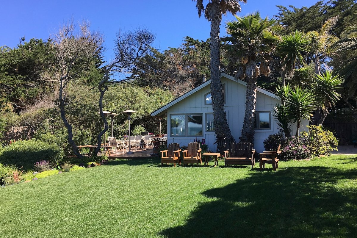 * Beachfront Paradise * with Direct Beach Access gallery image 3