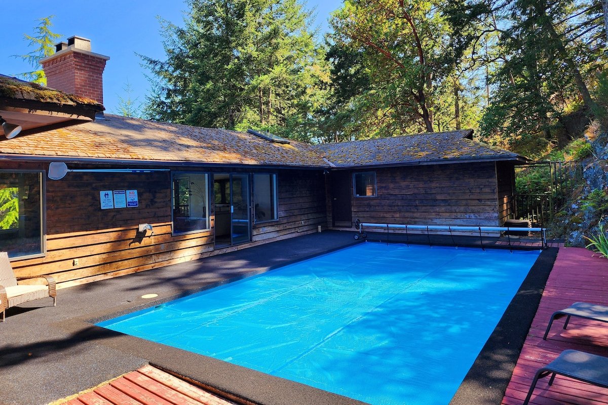 The TreeHouse Cabin! Private&Tranquil gallery image 4