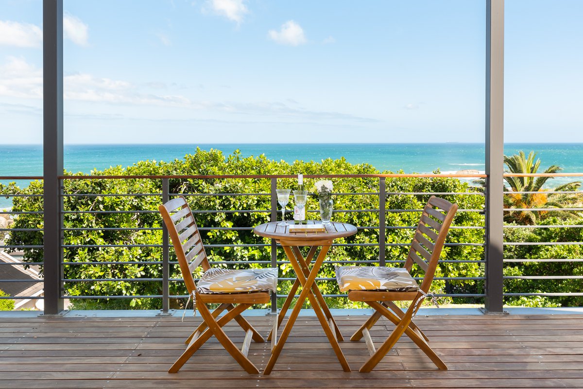 Stay Sensational – Charming Camps Bay Villa