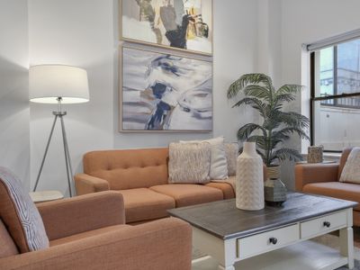 Park Ave Prime Location + Rooftop