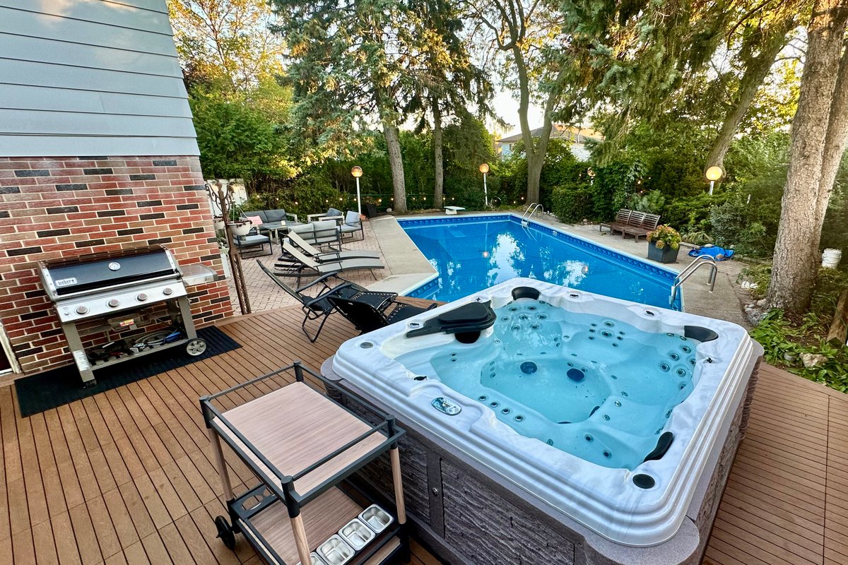 Toronto Pool Retreat