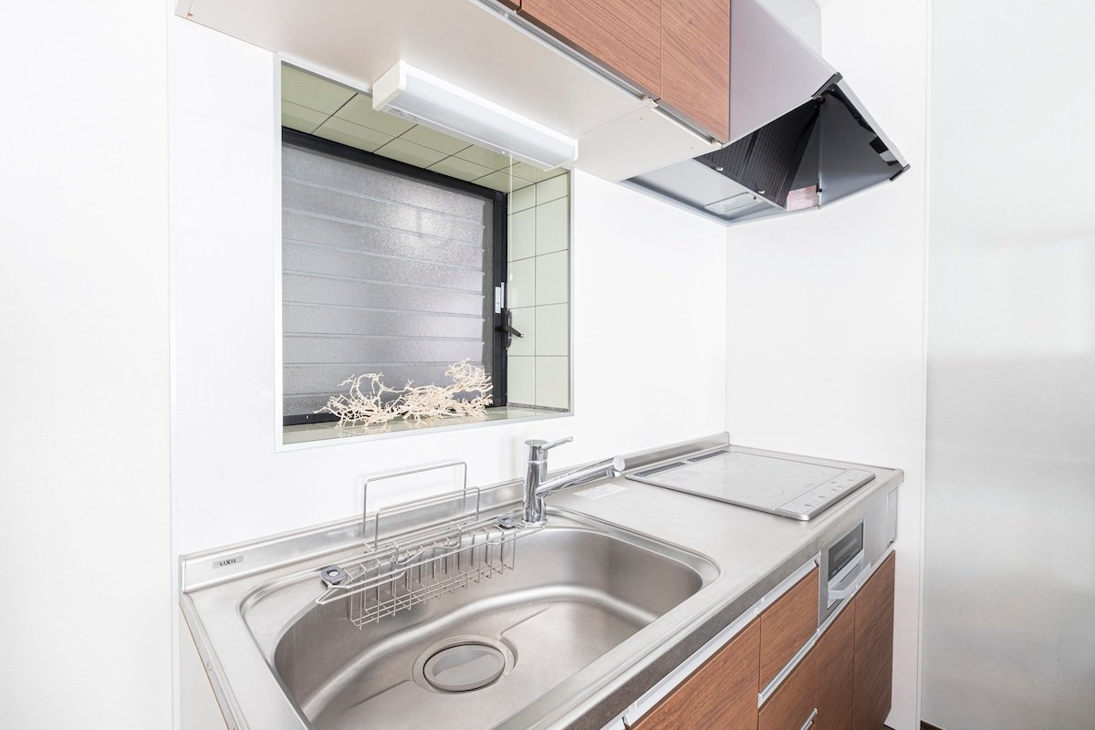 4min from JR Sta, 15min to Akihabara, free parking gallery image 4