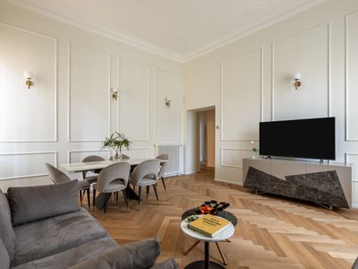 SJR Luxury Apartment Trevi Fountain C