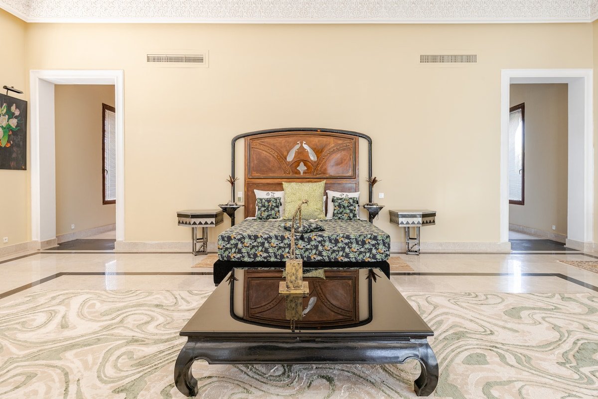 Luxury Villa/Pool/chef/ 20 min to Center gallery image 3