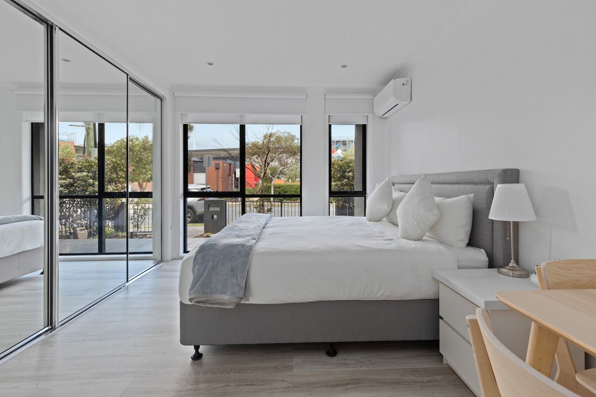 Urban Retreat in Footscray.22 gallery image 3