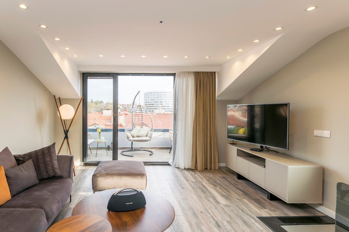 Magnificent Sea View Super Big 3 Bedrooms Duplex gallery image 4