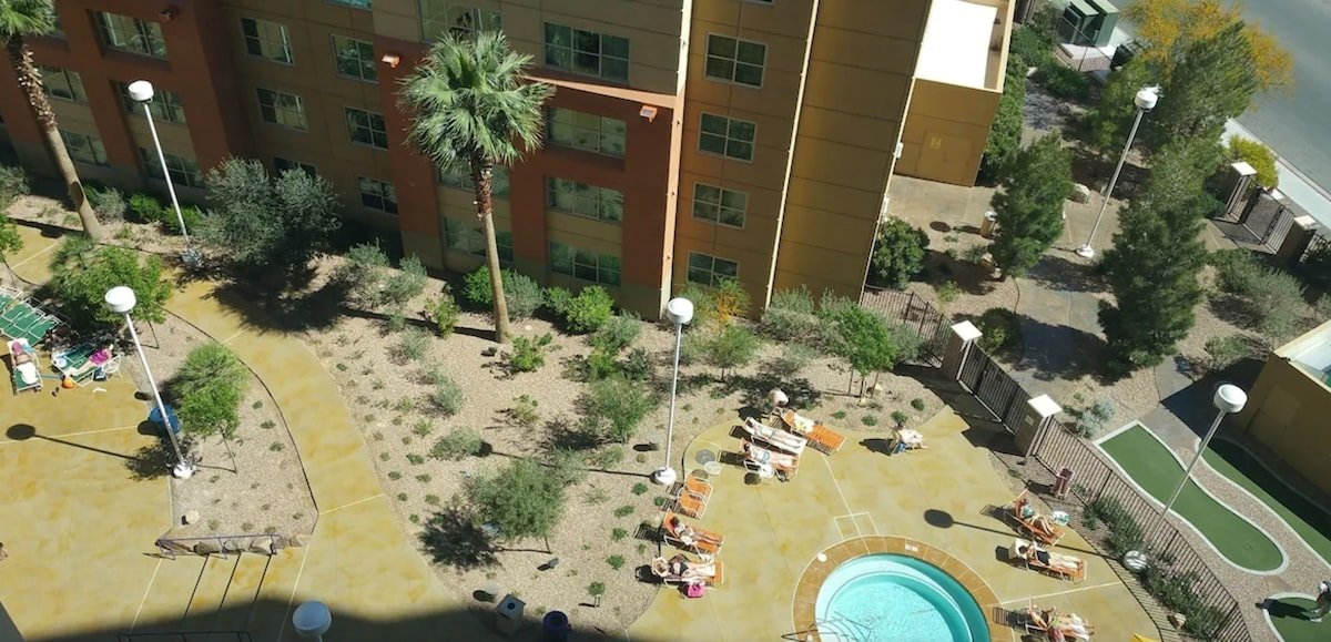 The View Over Vegas, Suite 2BR gallery image 2