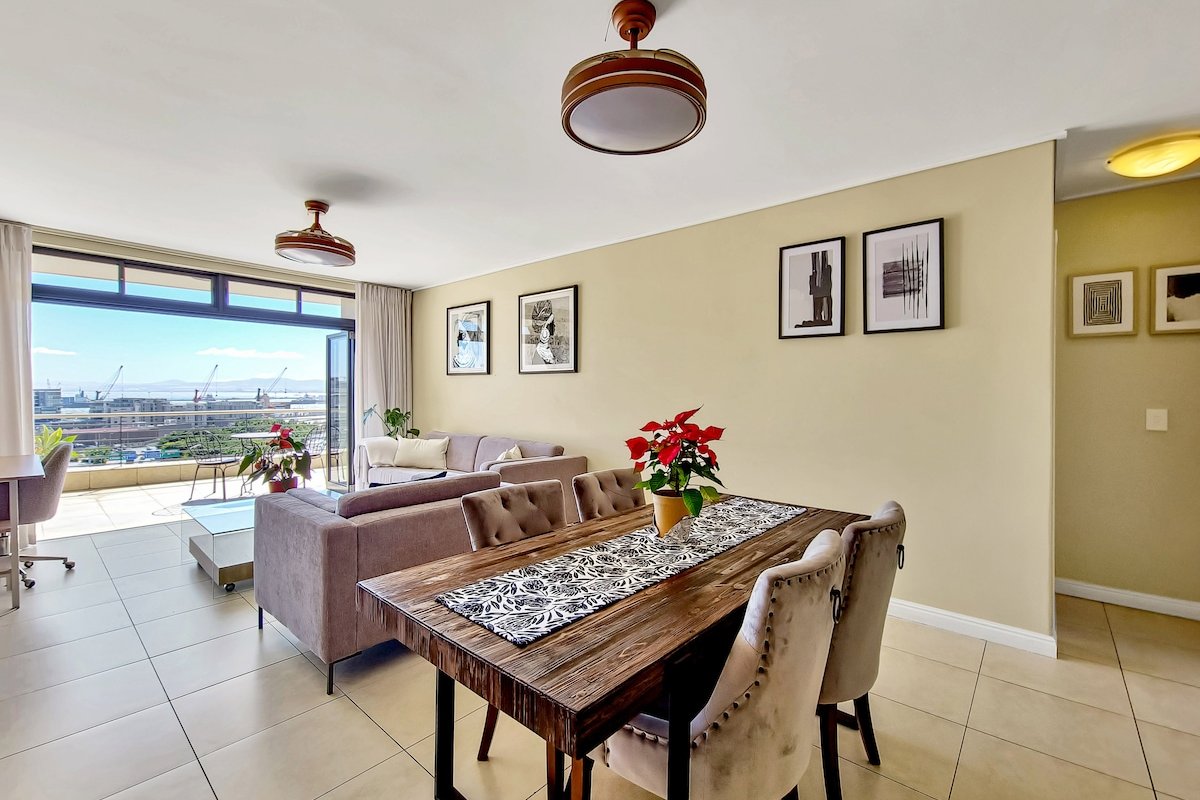 Dockside Views gallery image 5