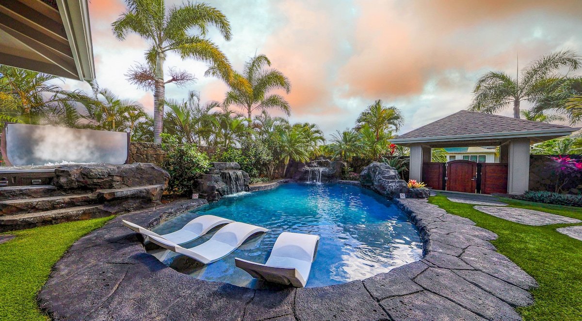 Amazing Golf View Private Pool & Hot Tub Sleep 10 gallery image 2