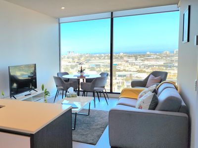 Classic 2 Bedroom with Captivating Views