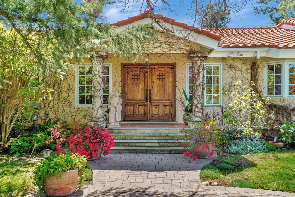 Casa Diego | Spanish Vibe w/Great Outdoors | Pool