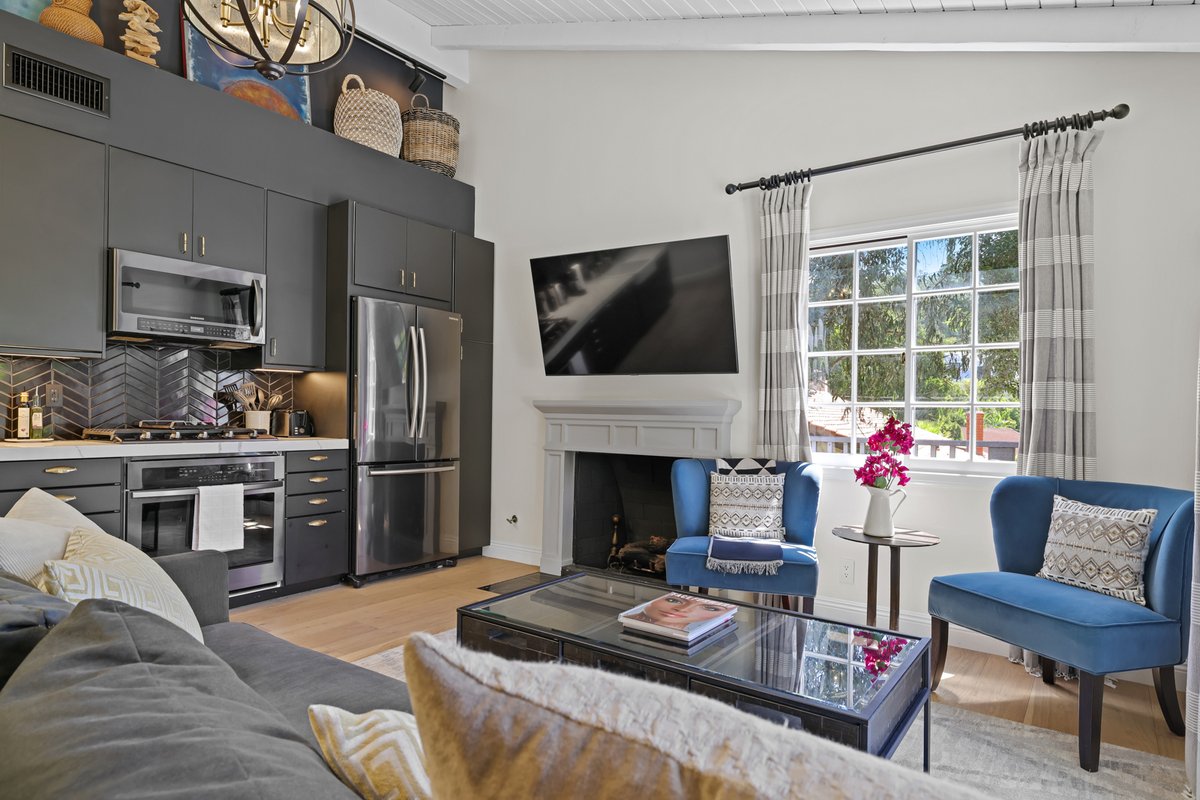 Cottage in Beverly Hills