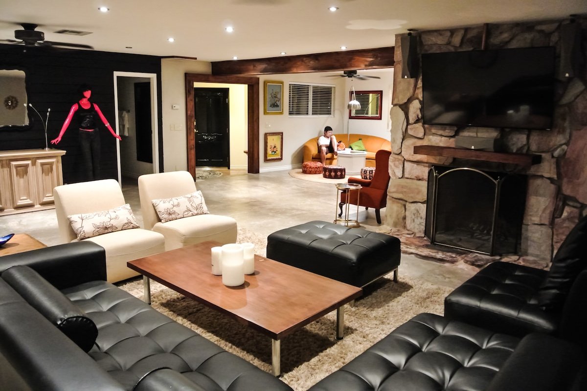 The “Beverly hills” of Las Vegas… gallery image 3