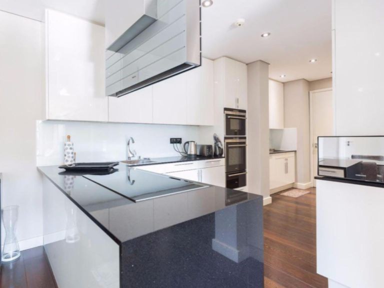 Kitchenette - Room
