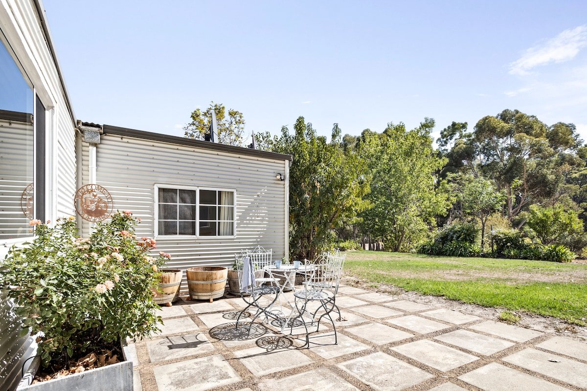 Wisteria Vines Estate—Rustic Elegance by the Coast gallery image 4