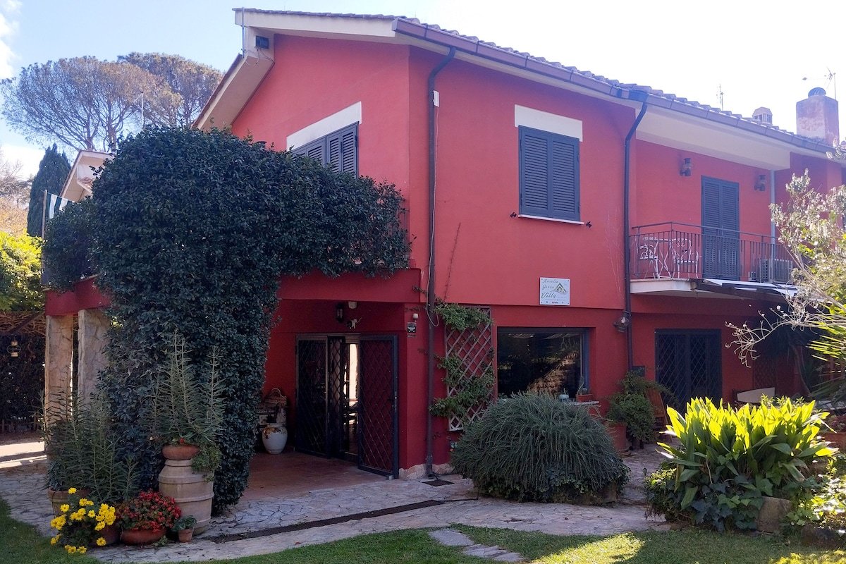 AureliaGreenVilla – #SecretPlaceRome (4 bathrooms) gallery image 5