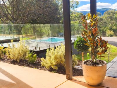 Family Friendly Farmstay- stunning views and spa