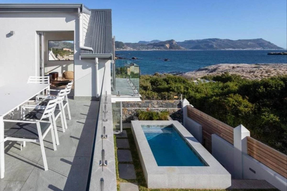 Boulders Beach Villa gallery image 4