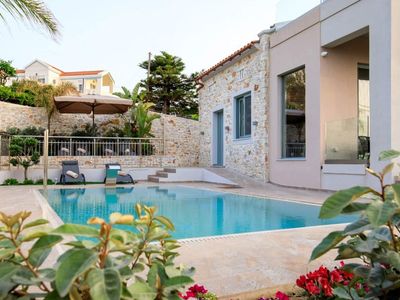 Luxury Villa Kleanthi, Private Pool, Playground