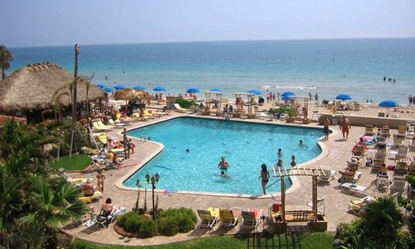 Beach Front ! 2 Bedrooms+2 Baths-Great Location! gallery image 3