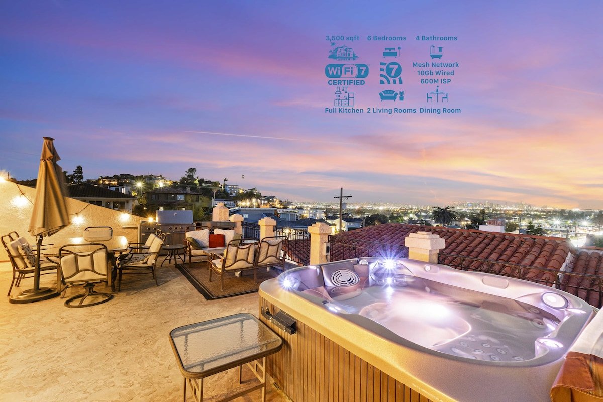 ☆🏘 Breathtaking 180º Views 🏝Hot Tub🏝 5☆ Reviews gallery image 2