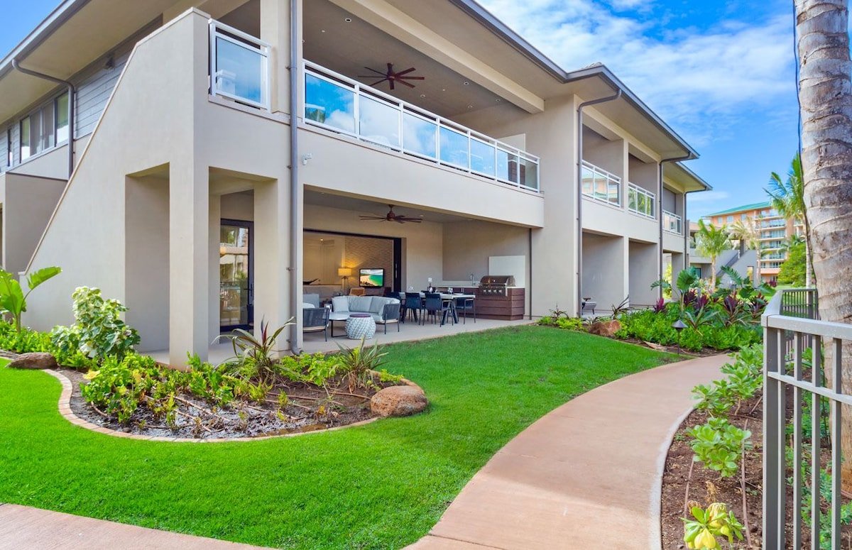 Maui Resort Rentals: Luana Garden Villas 2B gallery image 4