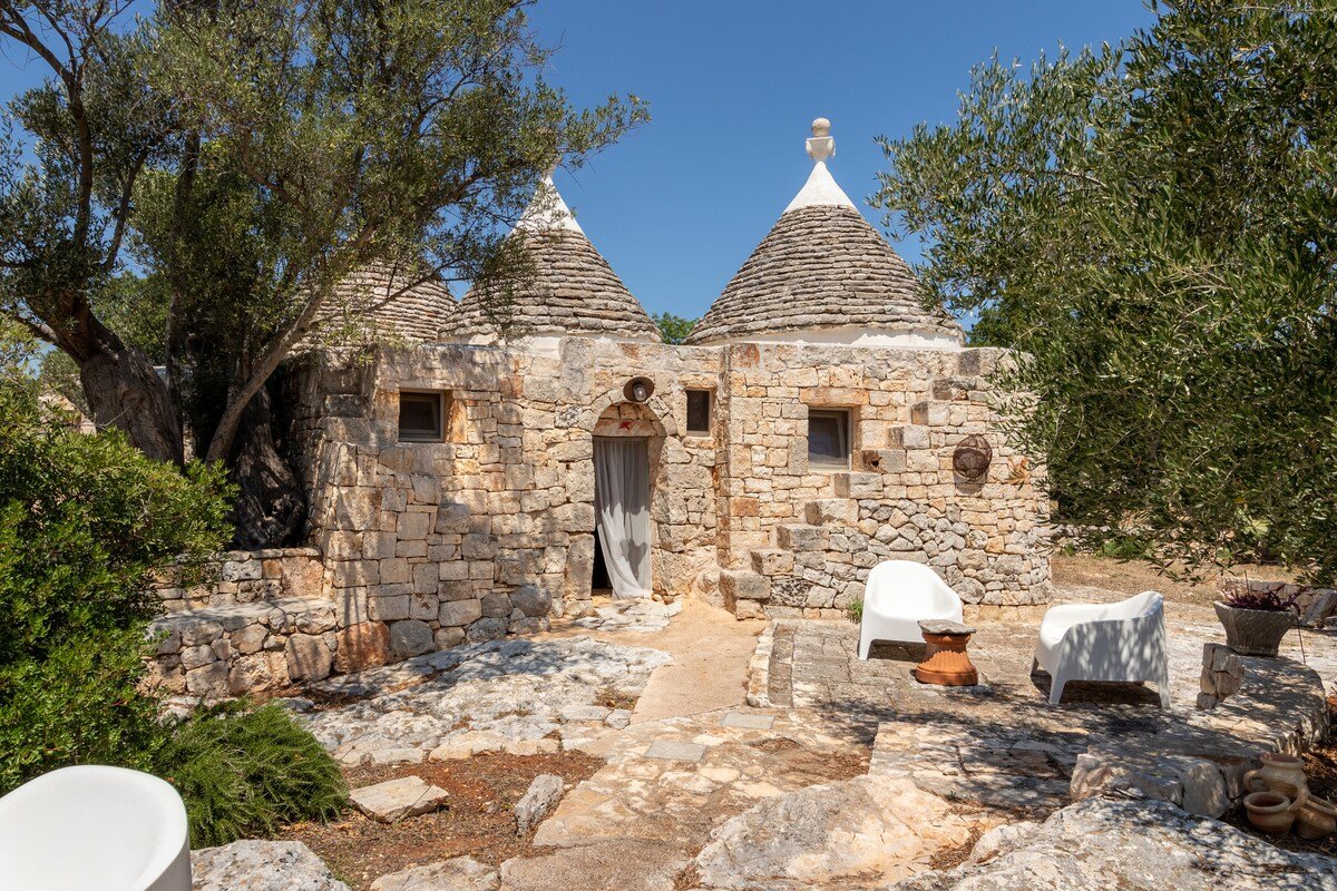 Trulli Colle Specchia Intera Villa gallery image 4
