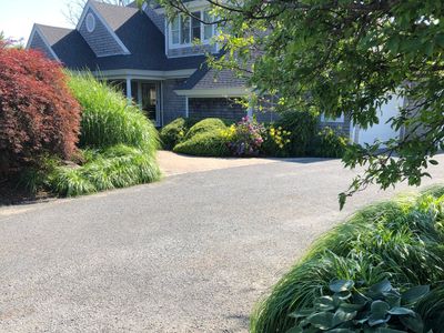 Walk to Beaches – Bright Seaside Home!