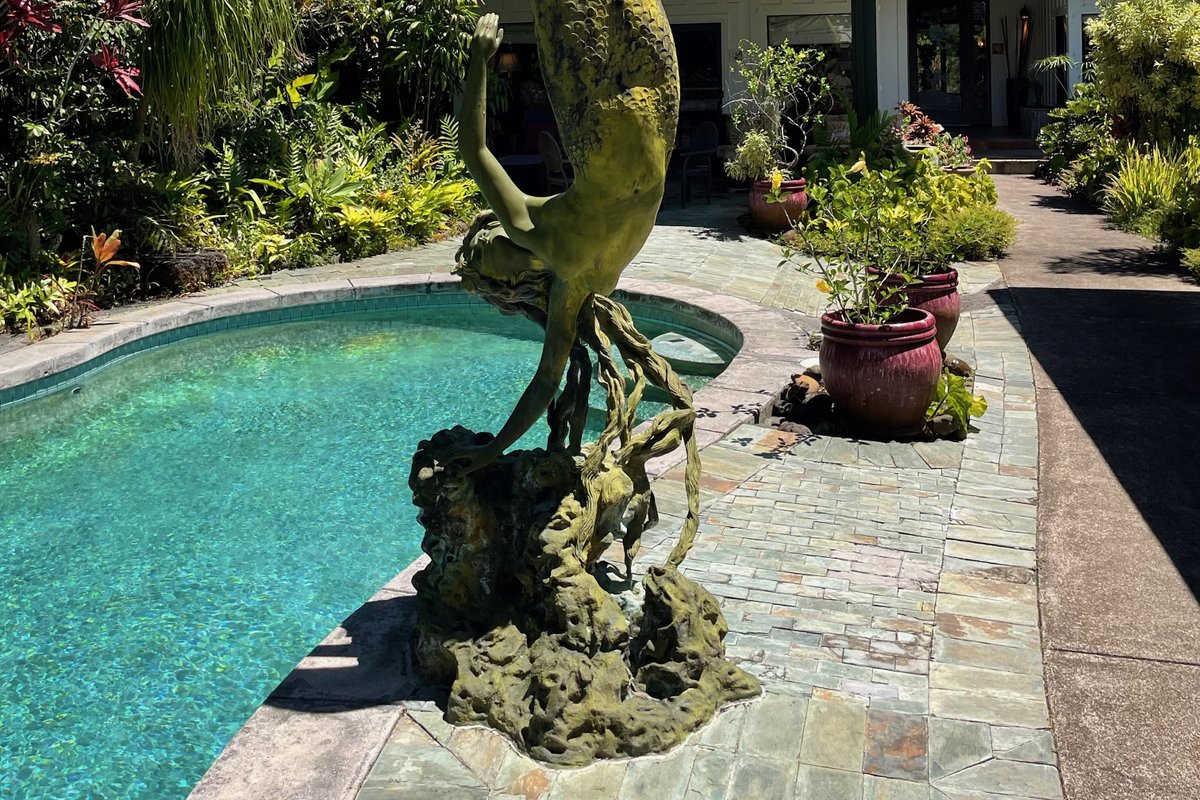 Amazing mountain & distant ocean views w/ private