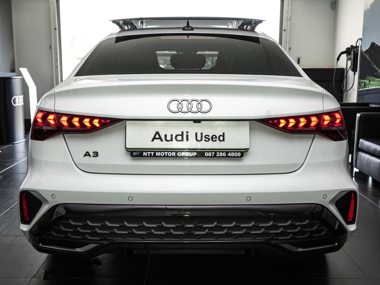 Used car gallery