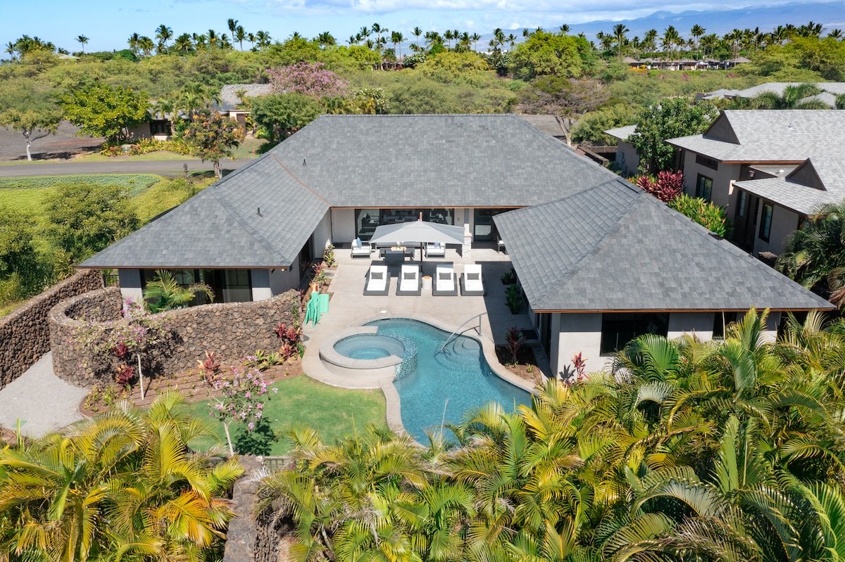 Luxury Nohea Home with Pool & 2 BR Ohana! gallery image 3