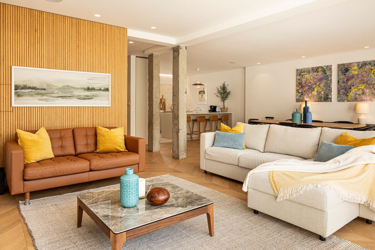 Contemporary Restelo Pool Haven by CadenzaLux gallery image 2